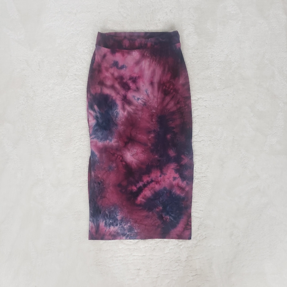 Sundry Tie Dye Maroon/Purple Stretch Midi Skirt
